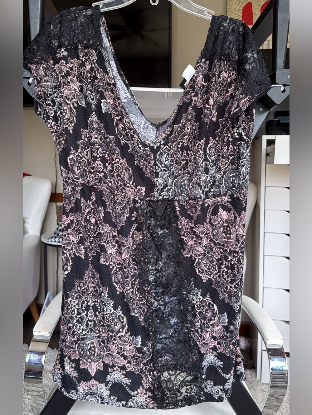 Daytrip patterned lace top